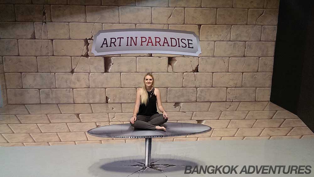 Art in Paradise Esplanade Mall Bangkok - Bangkok Adventures