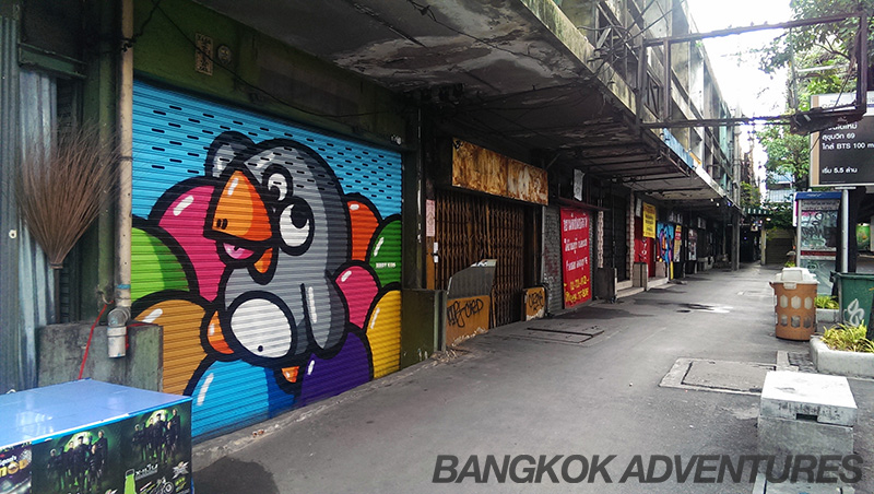 Cool street art by the Birdy Kids in Bangkok